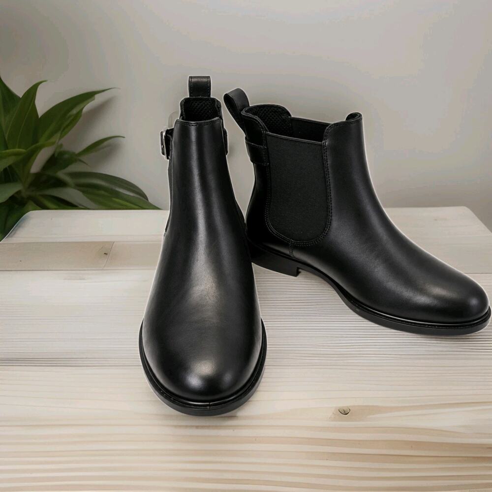 ECCO Dress Classic Chelsea Ankle Boot Buckle Chelsea EU 39 Womens 8-8.5 NWOT